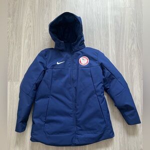 Nike UNISEX PRO TEAM USA OLYMPIC DOWN 550 PARKA WINTER JACKET SIZE LARGE